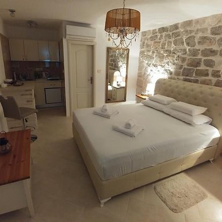 Bella Vista Zmukic Apartment Perast Exterior foto