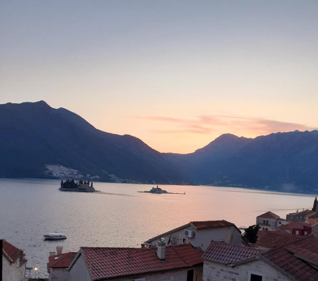 Bella Vista Zmukic Apartment Perast Exterior foto
