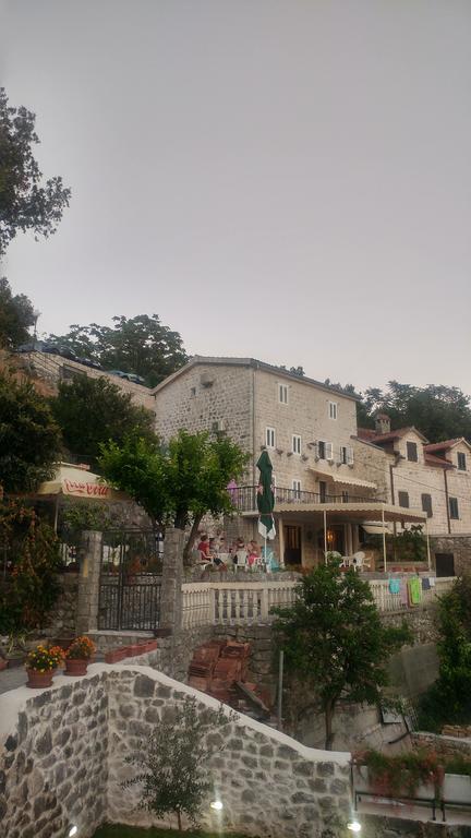 Bella Vista Zmukic Apartment Perast Exterior foto
