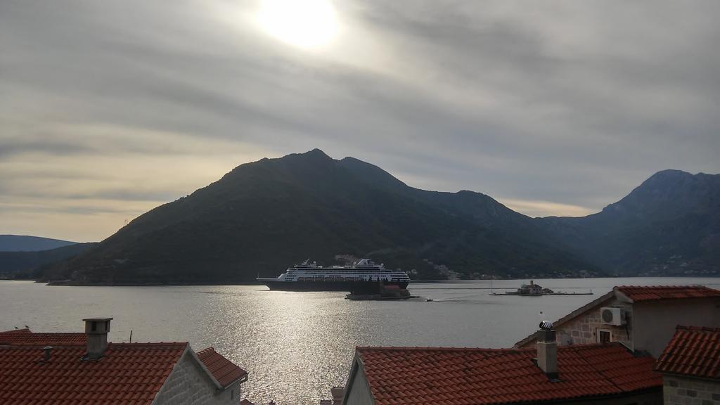 Bella Vista Zmukic Apartment Perast Exterior foto