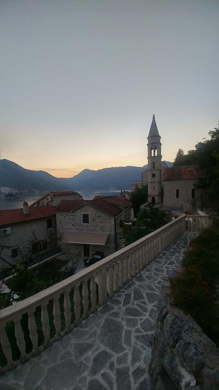 Bella Vista Zmukic Apartment Perast Exterior foto
